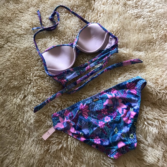 Victoria’s Secret body wrap swim set - Picture 4 of 8